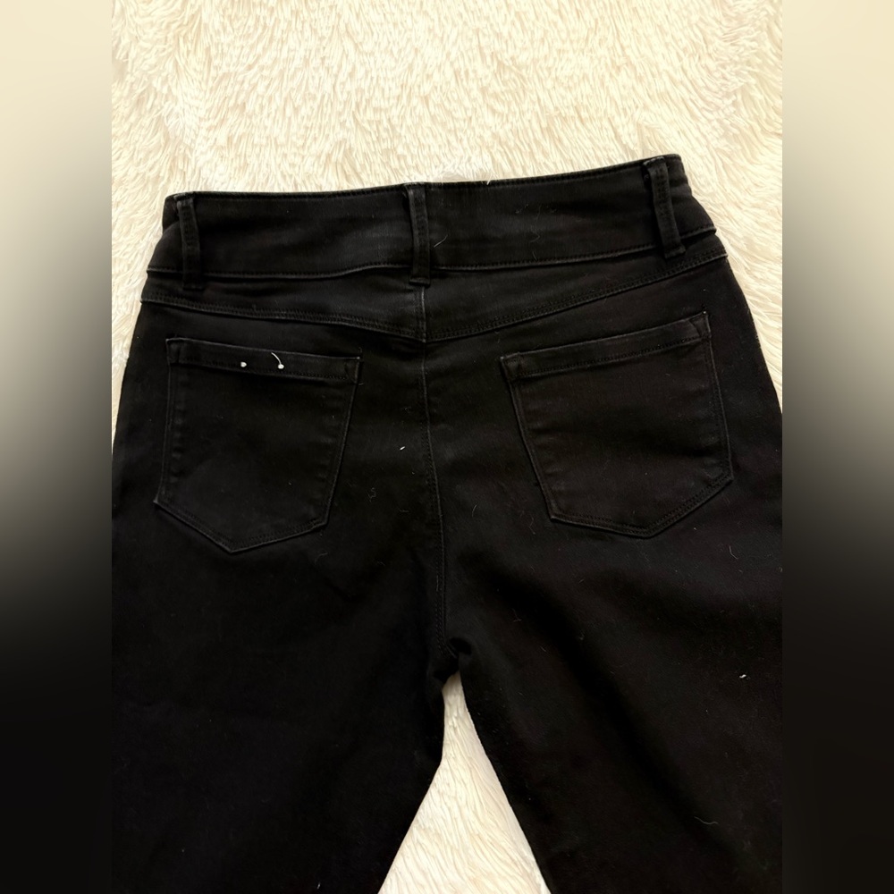 D. Jeans Women's Black Denim Jeans - Picture 3 of 6